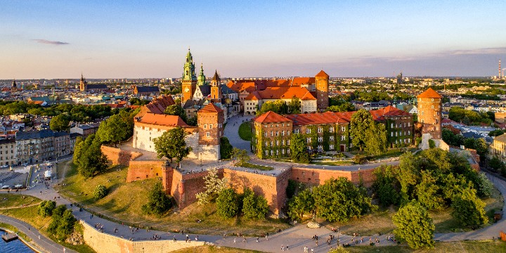 10 atrakcji Krakowa. Odkryj skarby królewskiego miasta - Emoti.pl