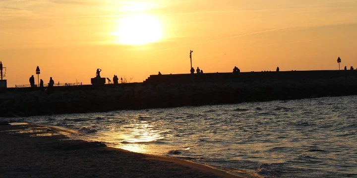 Plaże w Ustce - odkryj najpiękniejsze! - Emoti.pl