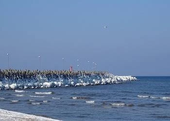 Kołobrzeg poza sezonem – hotele z basenem i SPA nad morzem