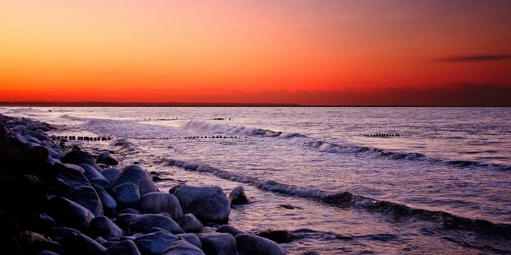 Najspokojniejsze miejscowości nad morzem zimą - Emoti.pl