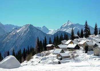 Najlepsze hotele z kominkiem i klimatem „chalet”