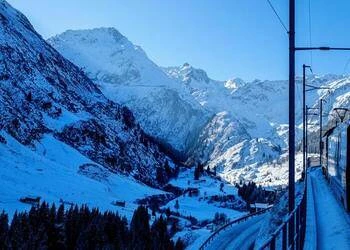 Ferie zimowe last minute czy z wyprzedzeniem?