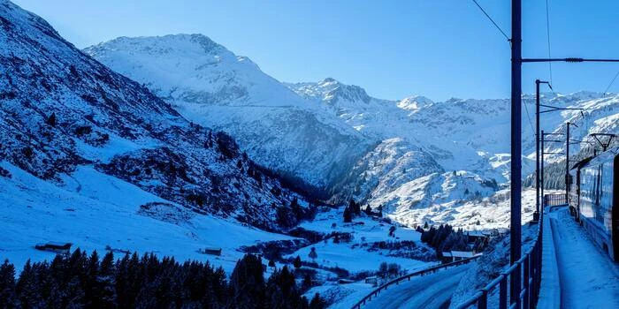 Ferie zimowe last minute czy z wyprzedzeniem?