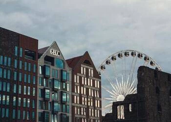 Jak znaleźć tanie pobyty hotelowe w Polsce?