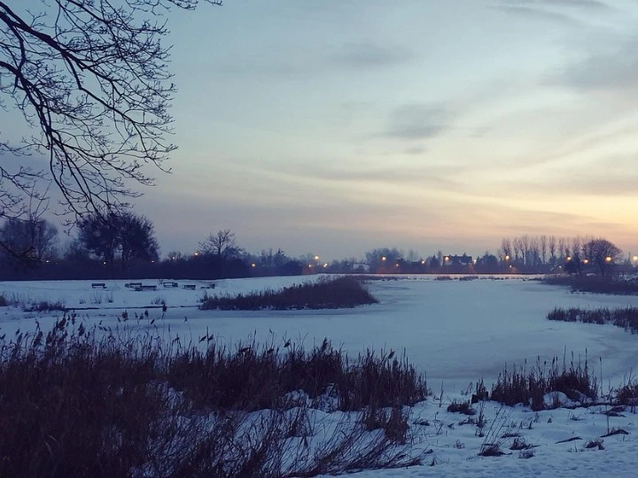 Co zabrać ze sobą na zimowy city break? - Emoti.pl