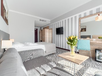 Romantyczny Pobyt w Hotelu Leda - 2 noce dla 2 osób - Emoti.pl Romantyczny Pobyt w Hotelu Leda - 2 noce dla 2 osób - Emoti.pl