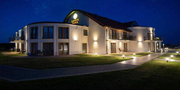 Hotel Amber Park Med & SPA - Niechorze - noclegi blisko morza