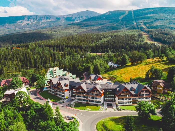 Apartamenty Sun&Snow Triventi Mountain Residence - Hotele Karpacz