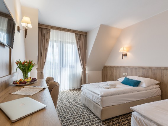 Borowy Dwór- Biznes, SPA & Fun w Szaflarach od 369zł - Emoti.pl
